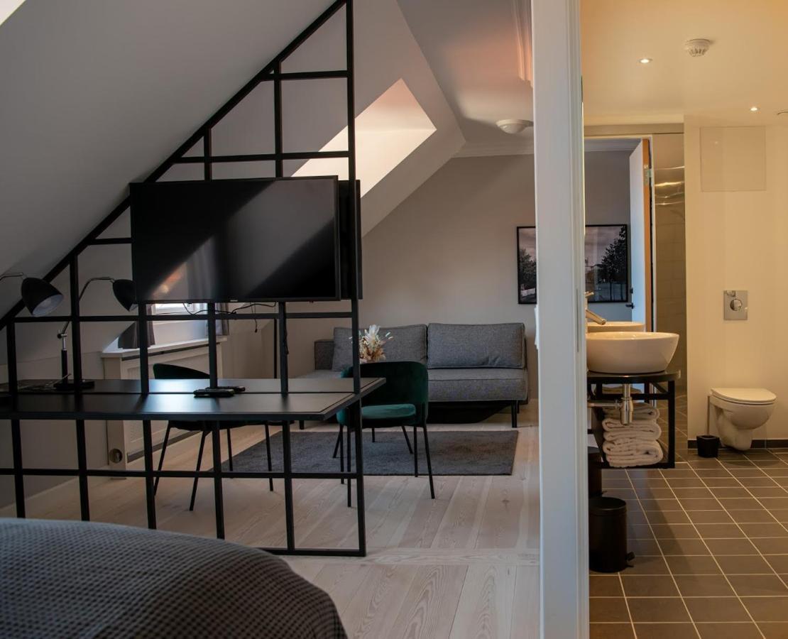 Hotel Fredensborg Store Kro Extérieur photo