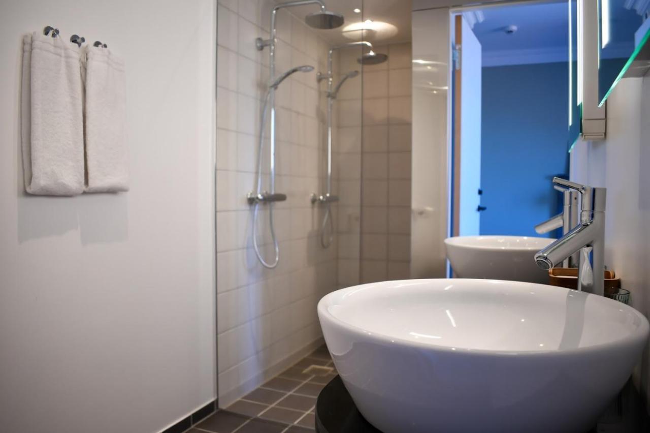 Hotel Fredensborg Store Kro Extérieur photo