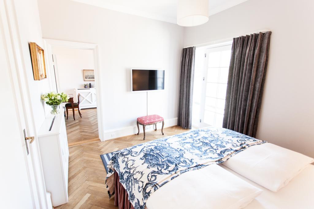 Hotel Fredensborg Store Kro Extérieur photo