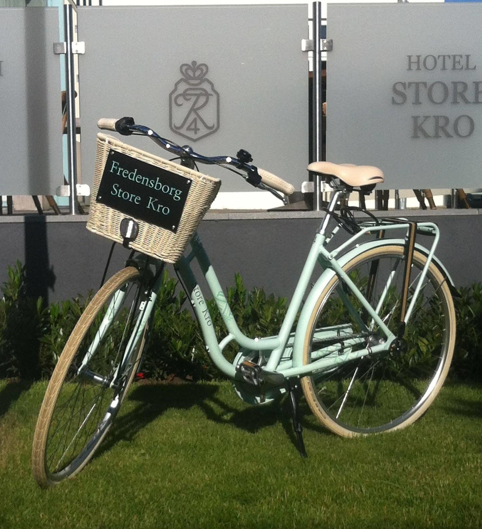 Hotel Fredensborg Store Kro Extérieur photo