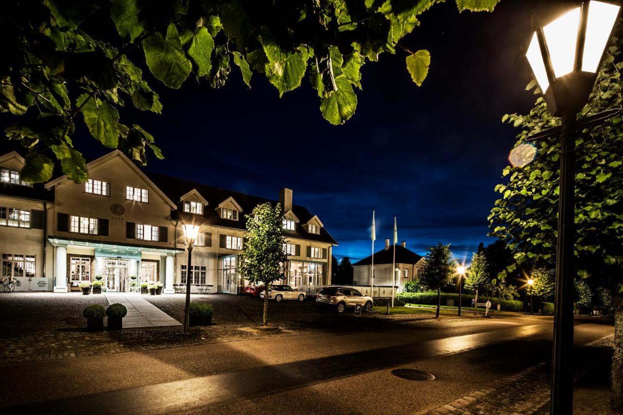 Hotel Fredensborg Store Kro Extérieur photo